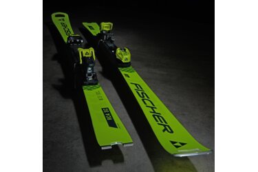 Skirental - Alpine skiing Fischer RC4 WC SC PRO | INTERSPORT