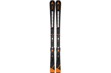 Zwei Atomic Redster Q9 Skier mit Bindungen.