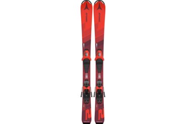 Deux skis rouges Atomic Redster J2 avec fixations