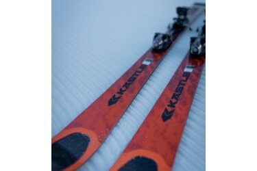 Kästle skis on groomed snow
